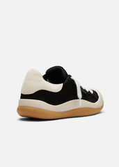 Squish Sneaker - Black/Gum
