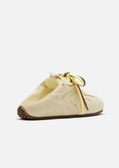 Slow Mule - Light Yellow/Dark Brown
