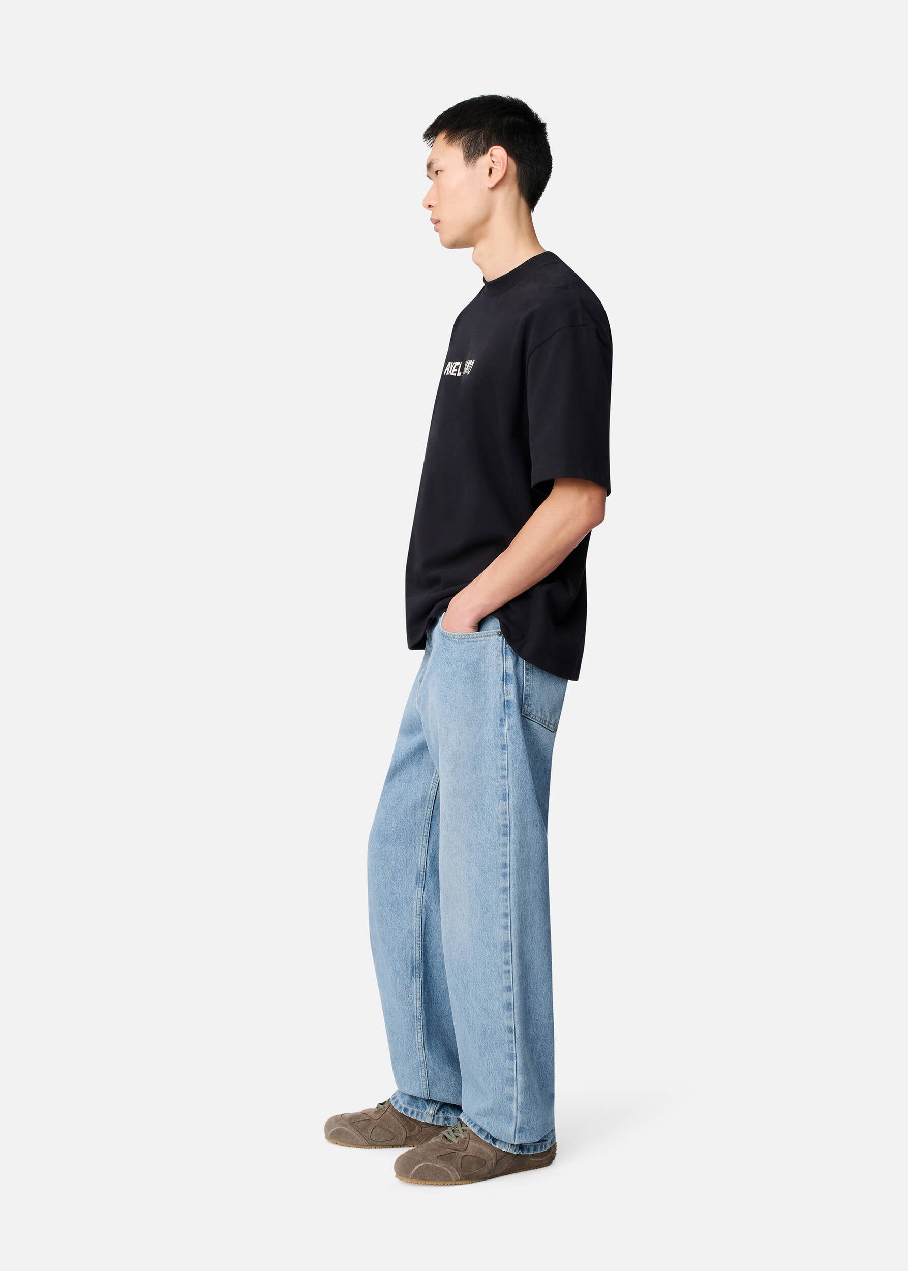 Zine Relaxed-Fit Jeans - Light Blue