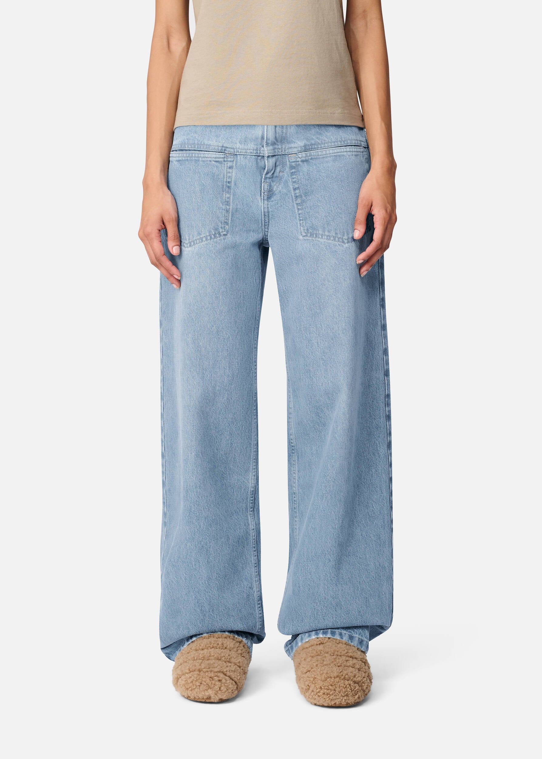 Invert Relaxed Jeans - Light Blue