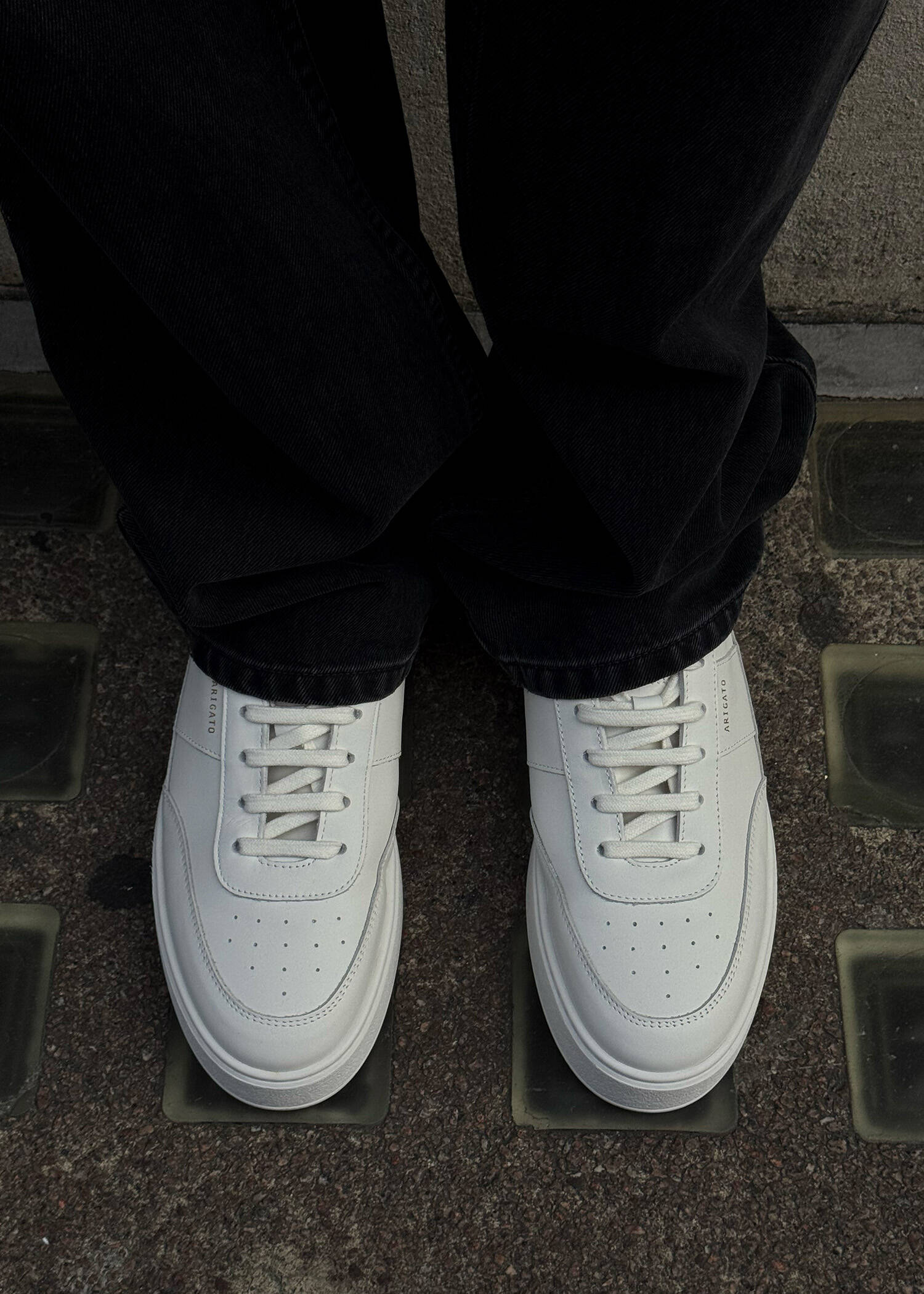 Orbit Vintage Sneaker - White/White