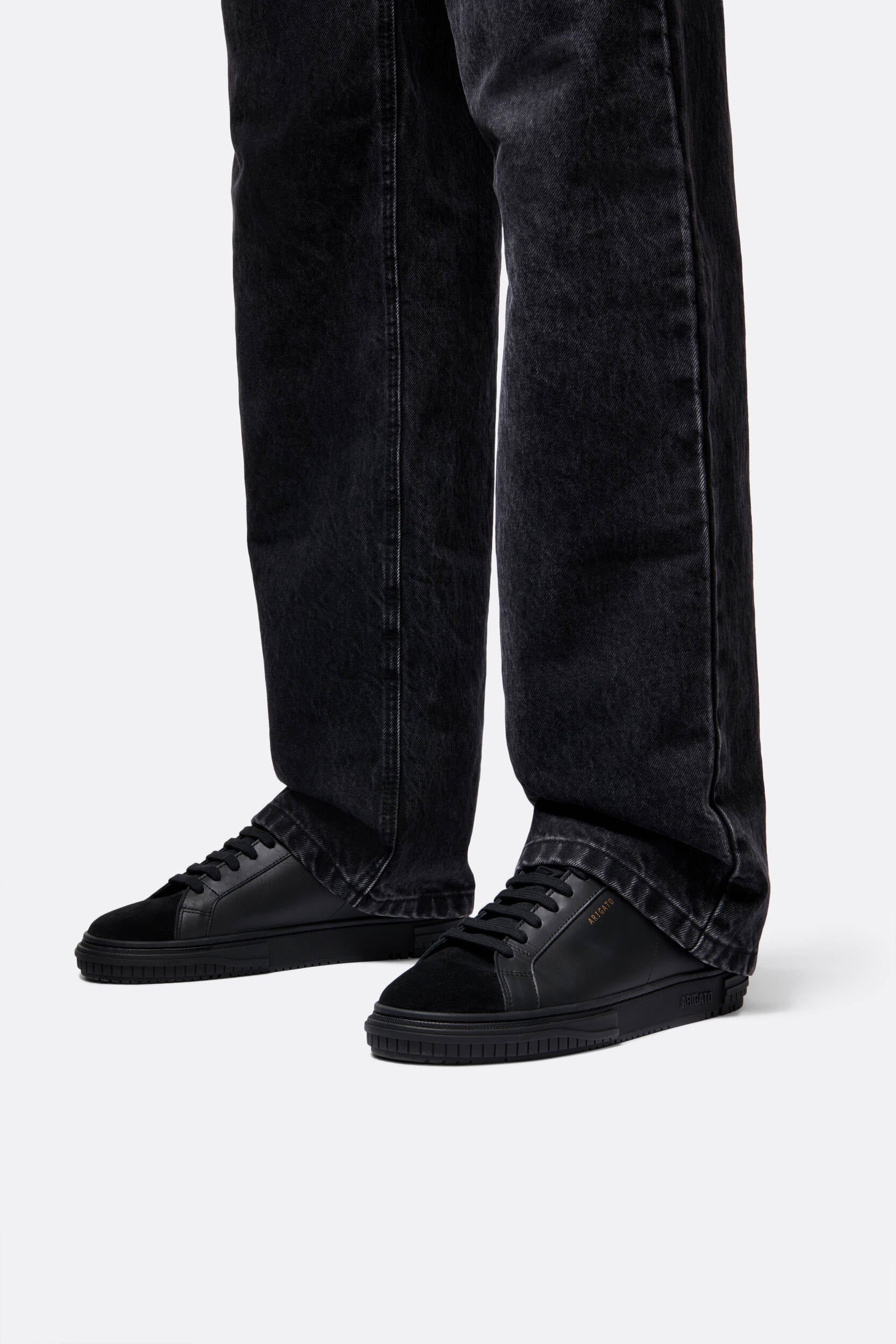 Atlas Sneaker - Black/Black
