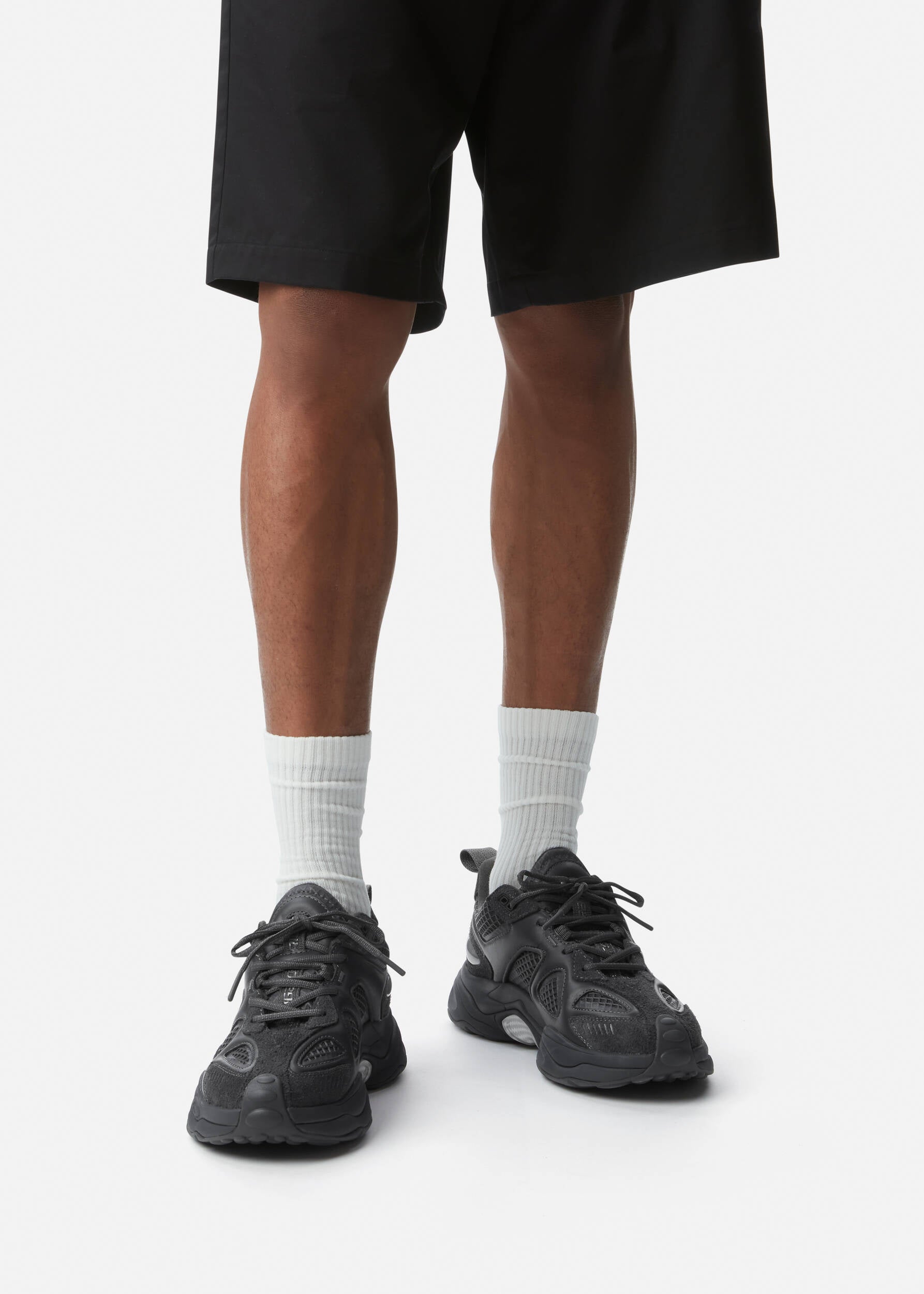 Satellite Runner - Black/Black