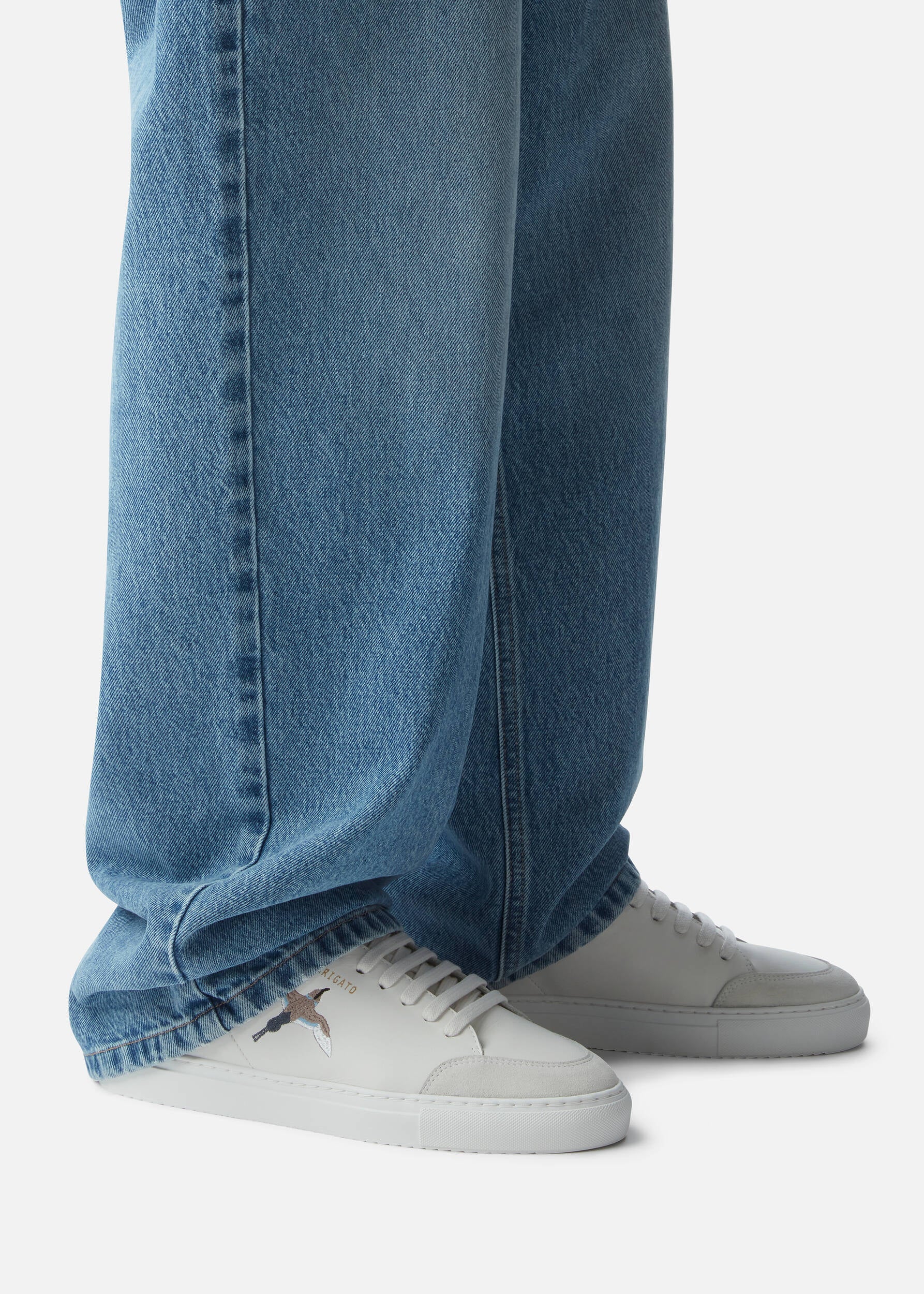 Clean 90 B Bird Sneaker - White/Dark Blue