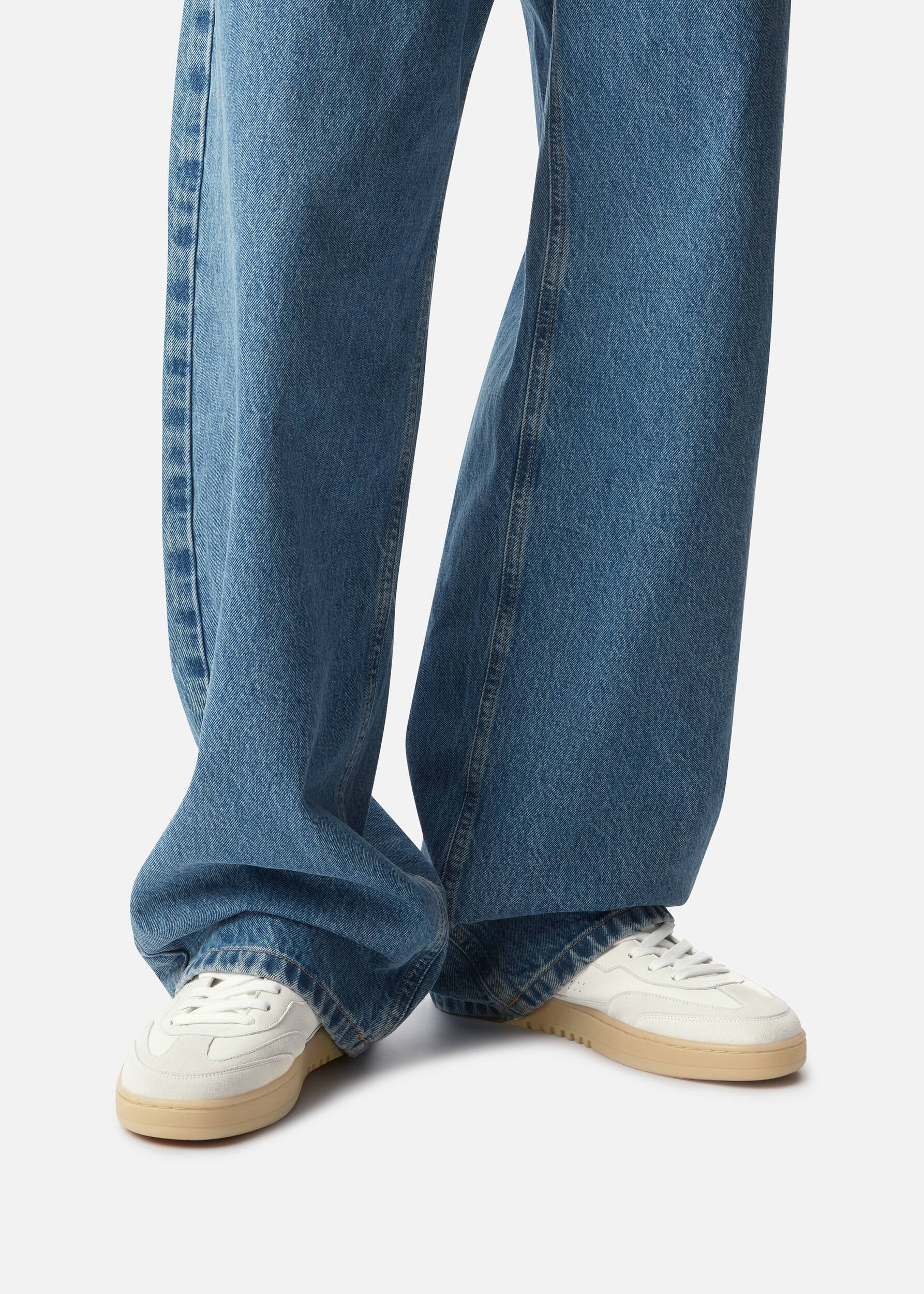 Dice T-Toe Sneaker - White/Gum