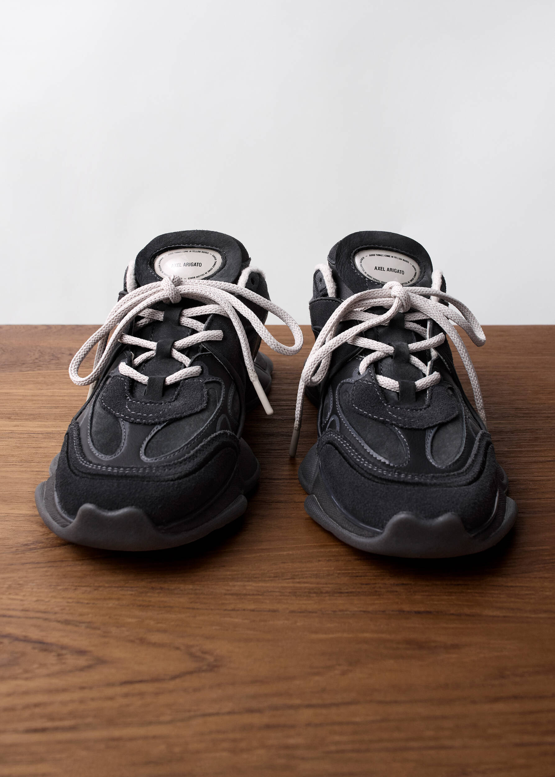 Eris Sneaker - Black/Black