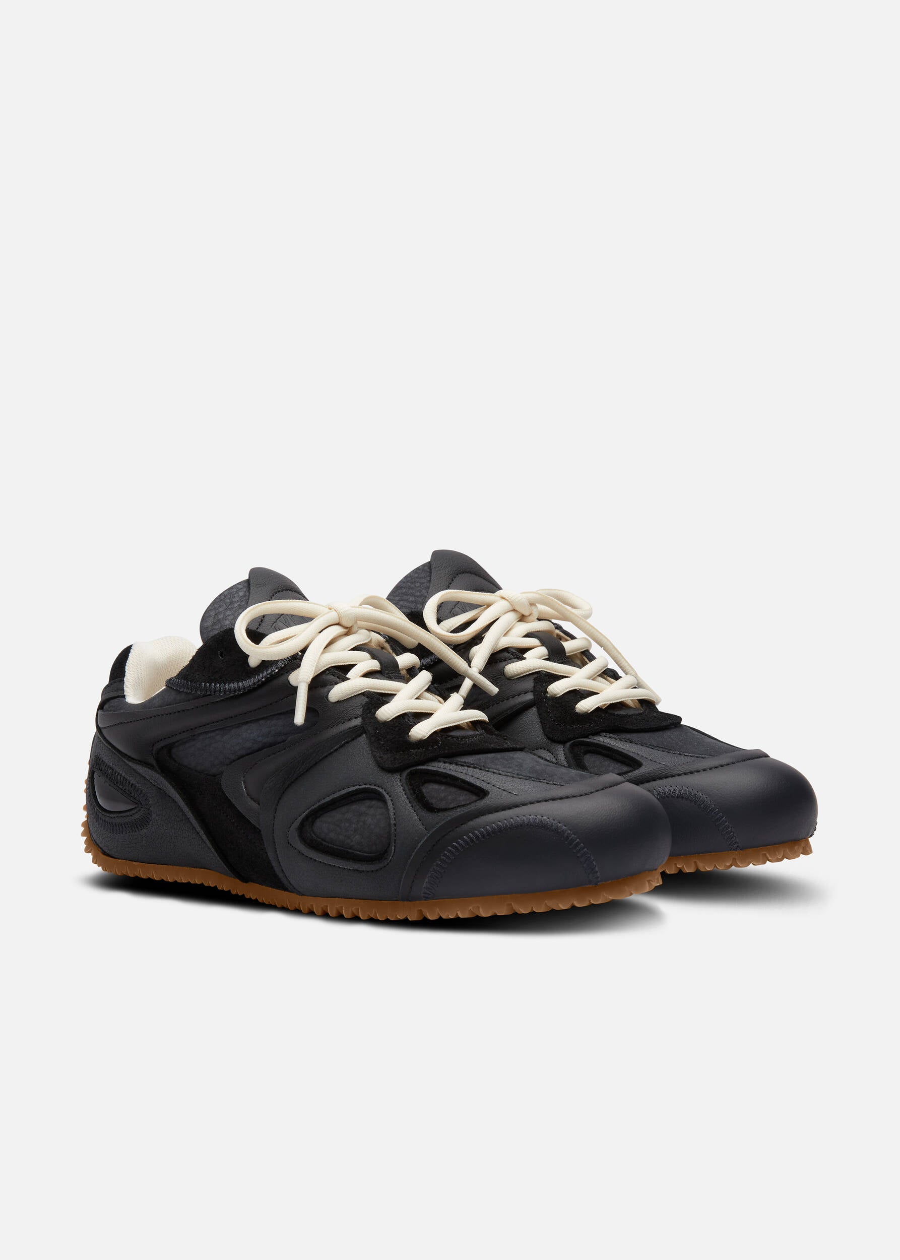 Slow Runner - Black/Gum