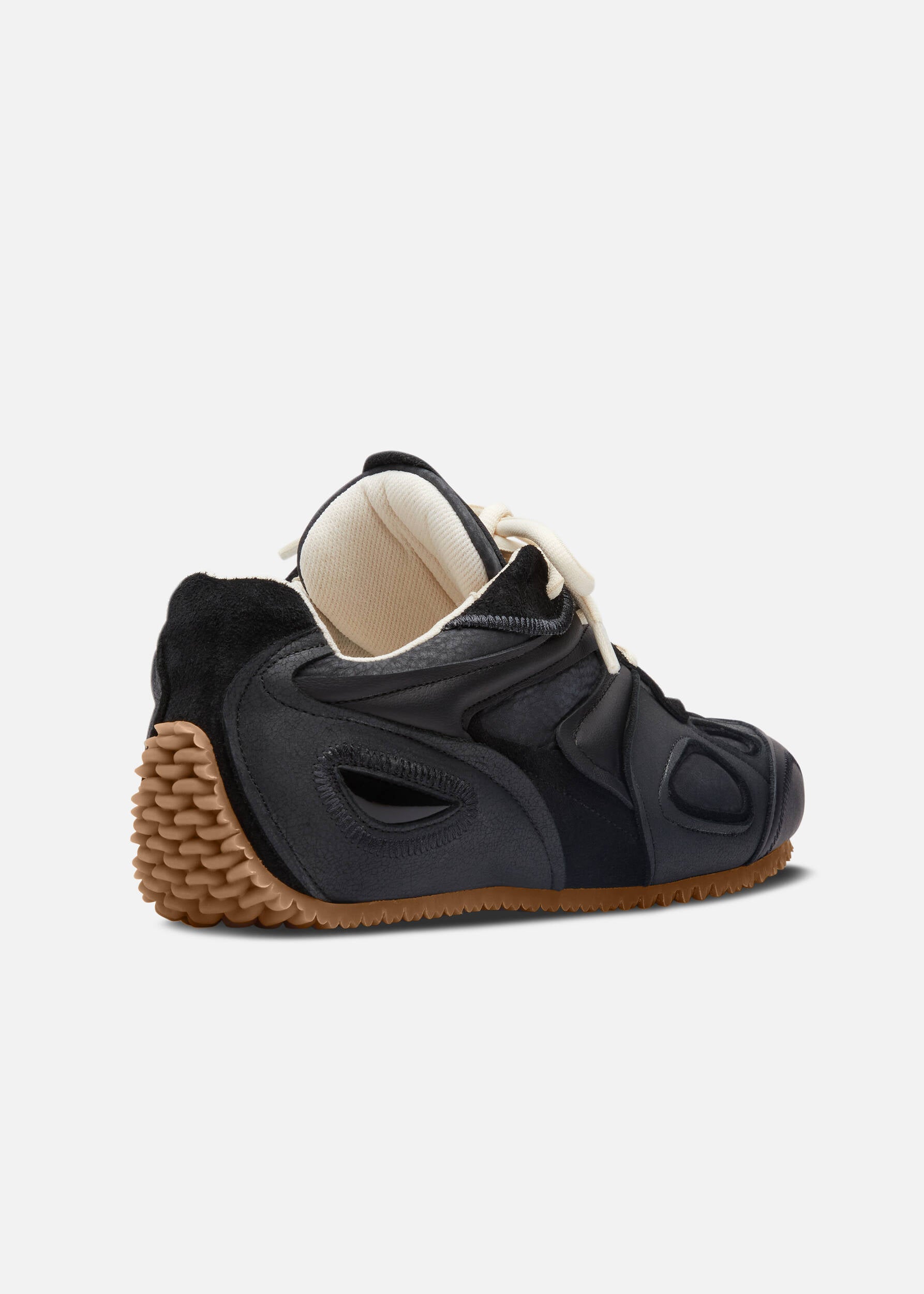 Slow Runner - Black/Gum