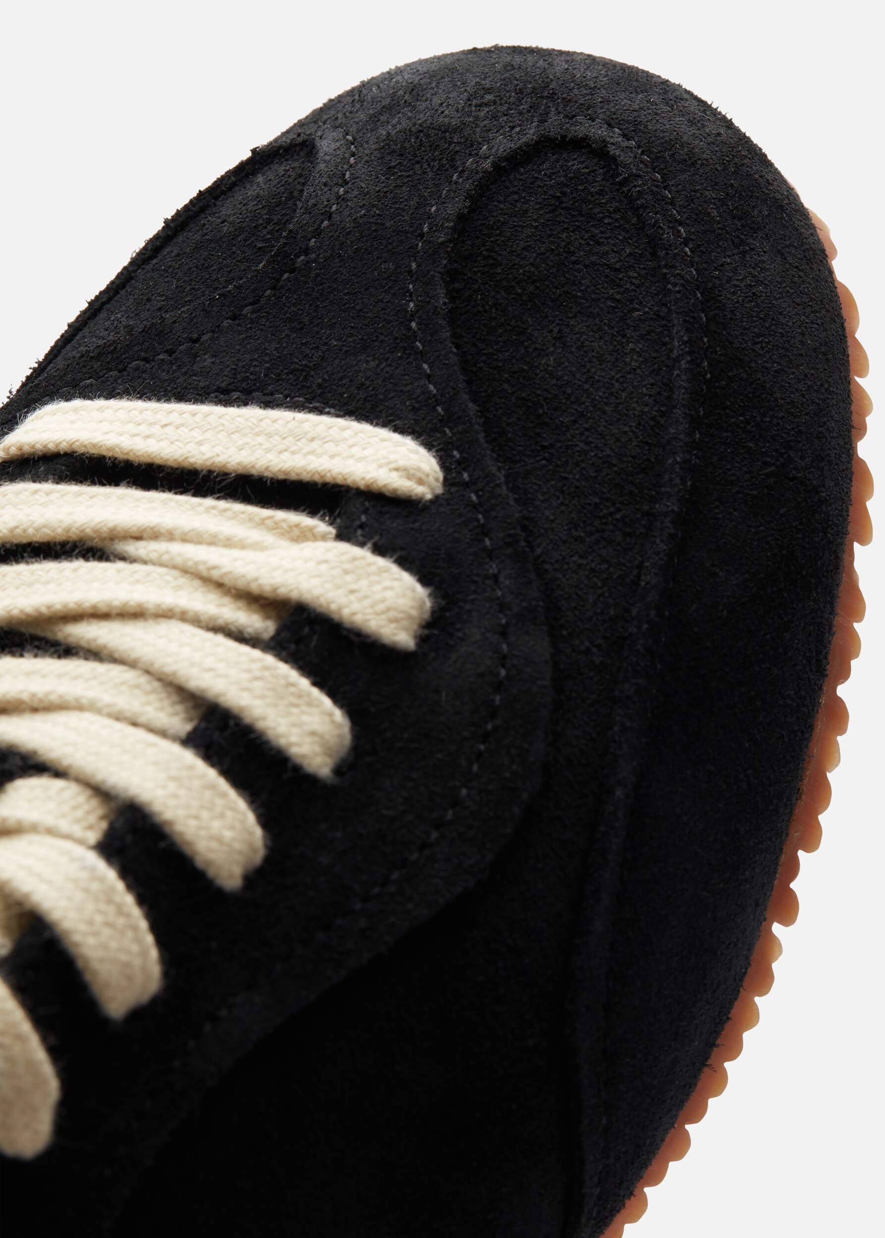 Daze Runner - Black/Gum
