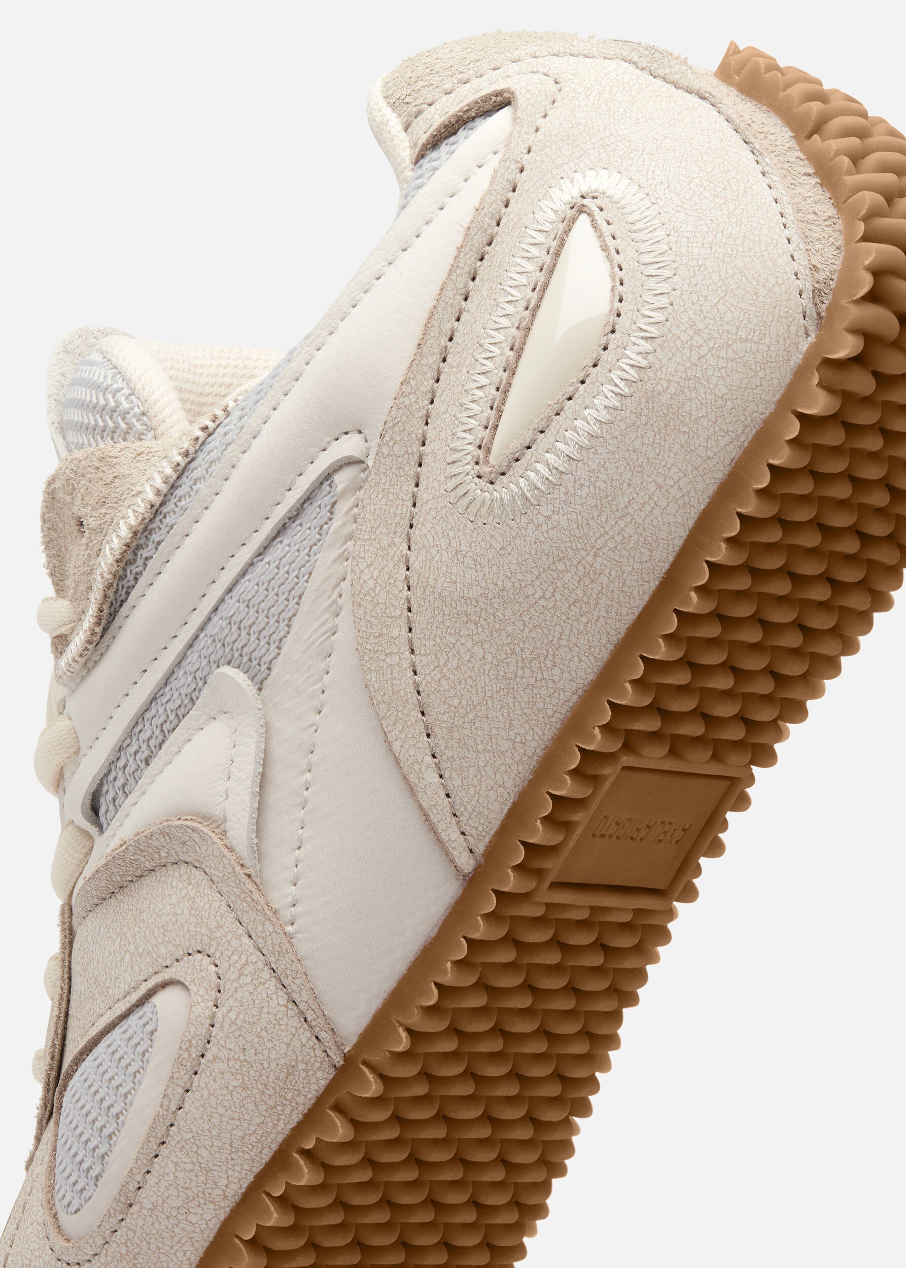 Slow Runner - Off White/Gum