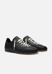 Daze Runner - Black/Gum
