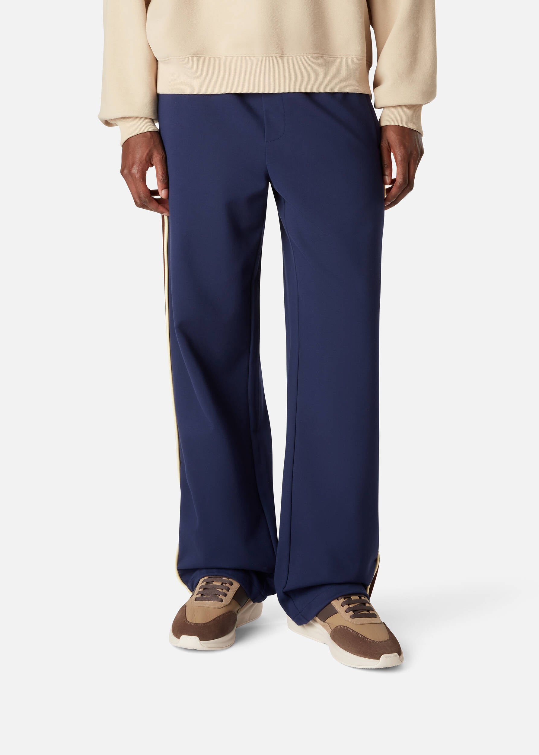 Genesis Neo Runner - Tan/Dark Brown