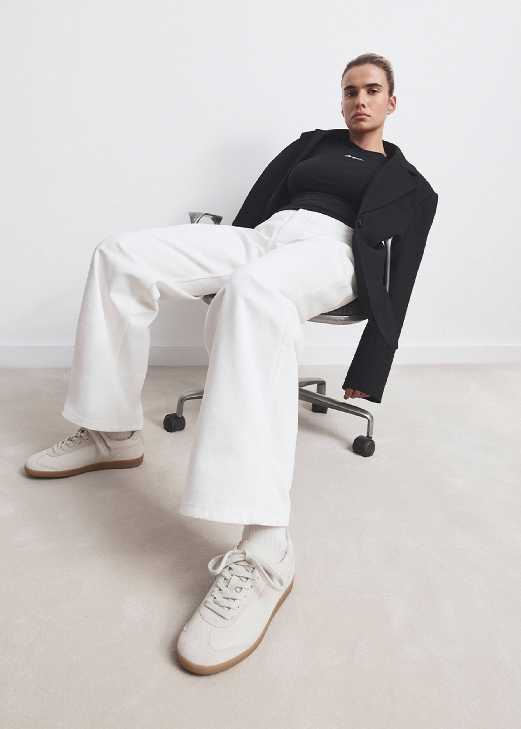 Zane Sneaker - Off White/Gum