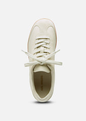 Zane Sneaker - Off White/Gum