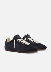 Daze Runner - Dark Blue/Dark Gum