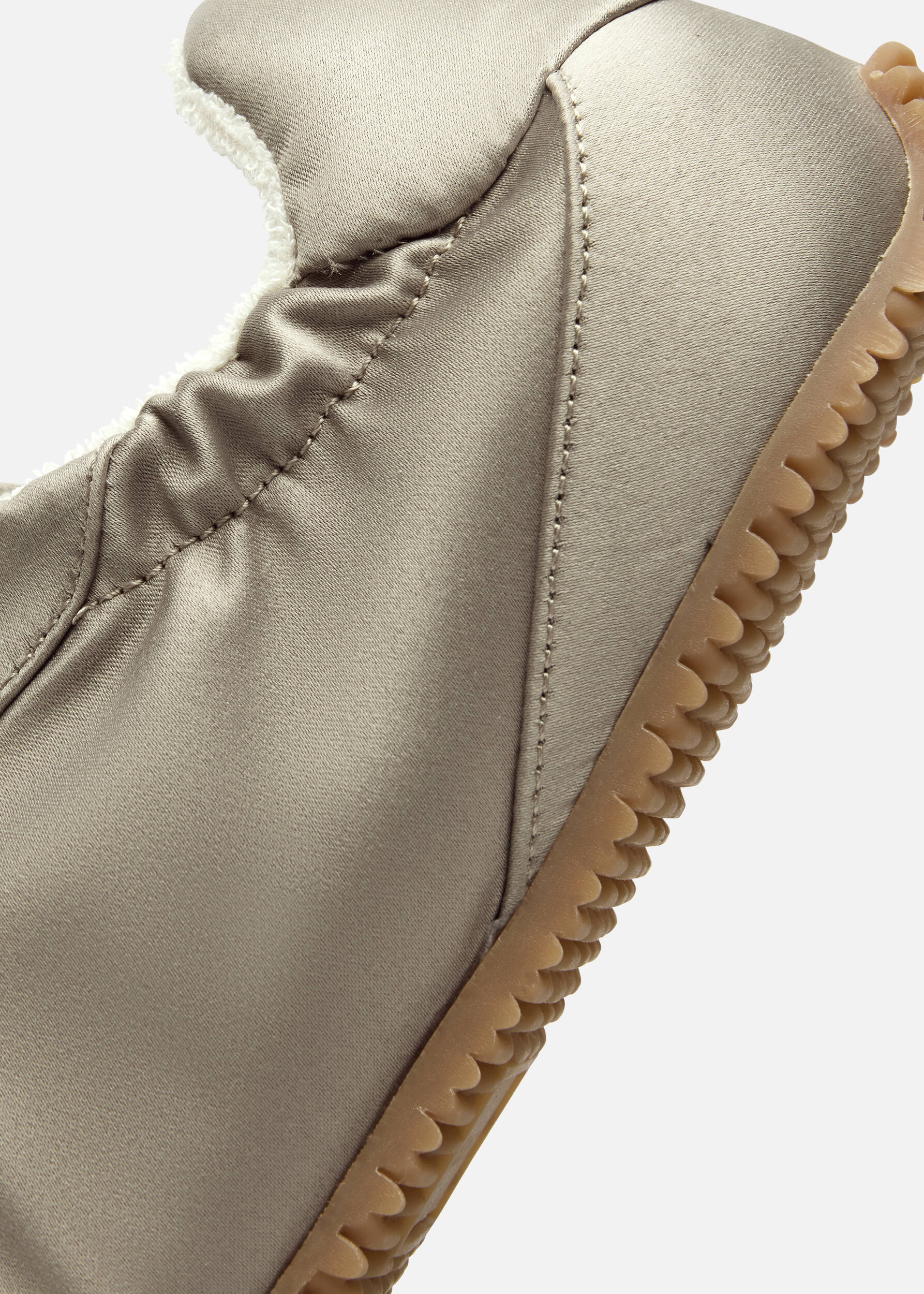 Daze Flat Runner - Light Green/Light Gum