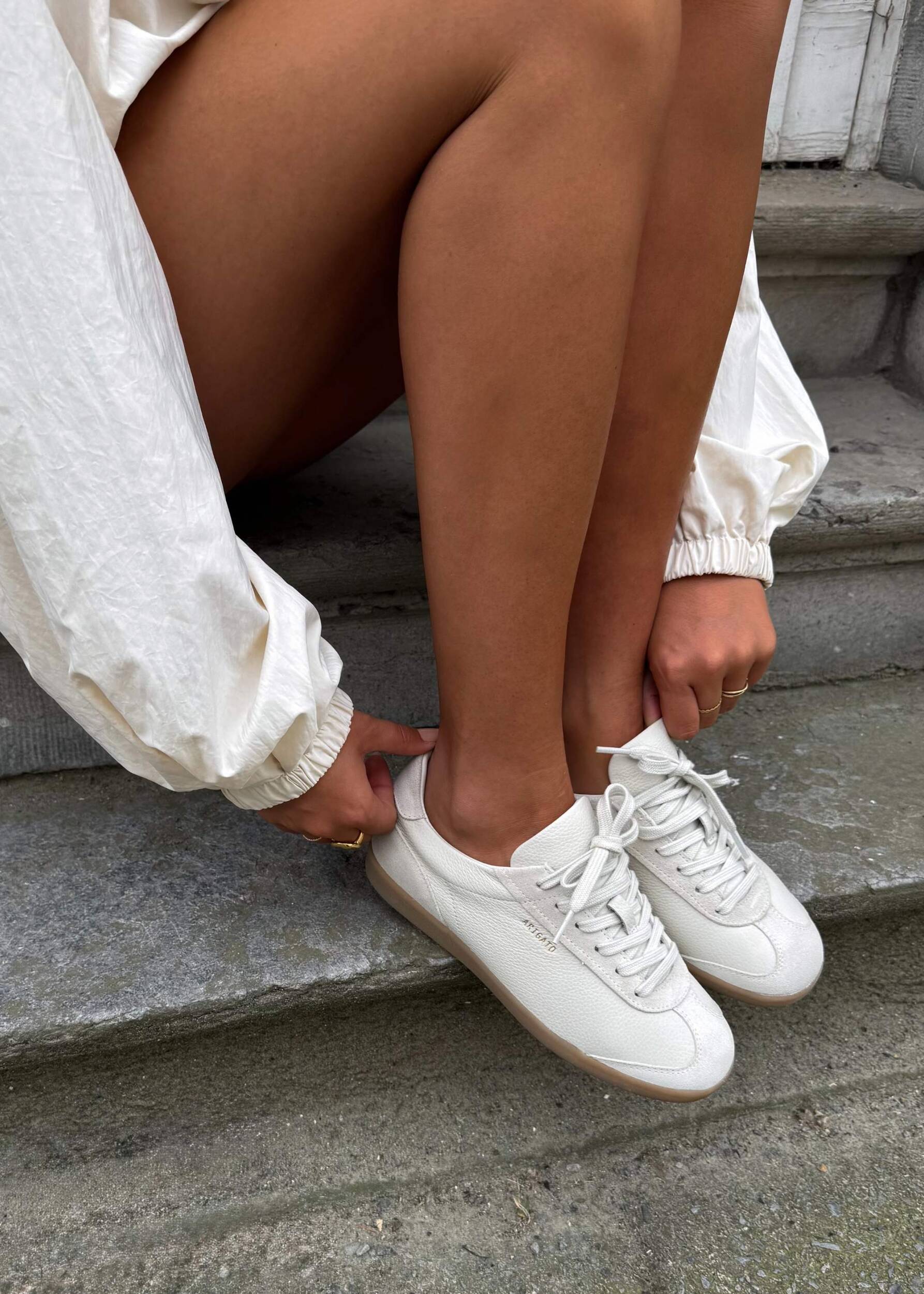 Zane Sneaker - Off White/Gum